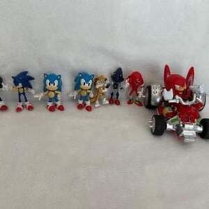 Sonic the Hedgehog & Friends Figure Lot with Knuckles Kart - 8 Pieces